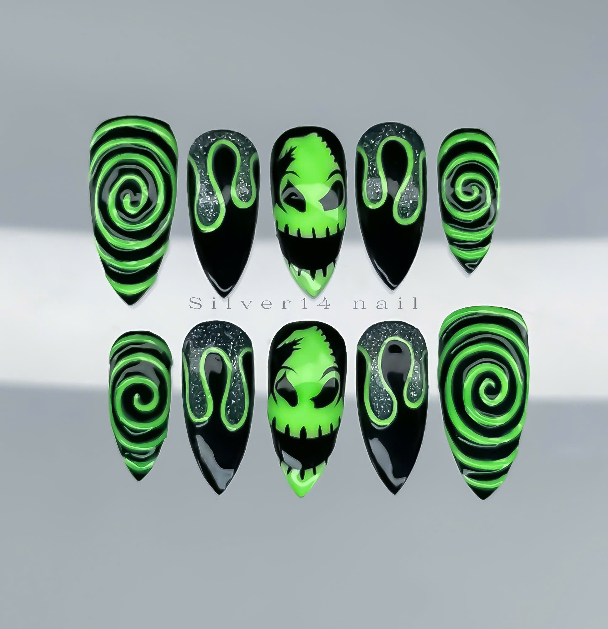 Amethyst Aura Sculptural Press-on Nails (67)