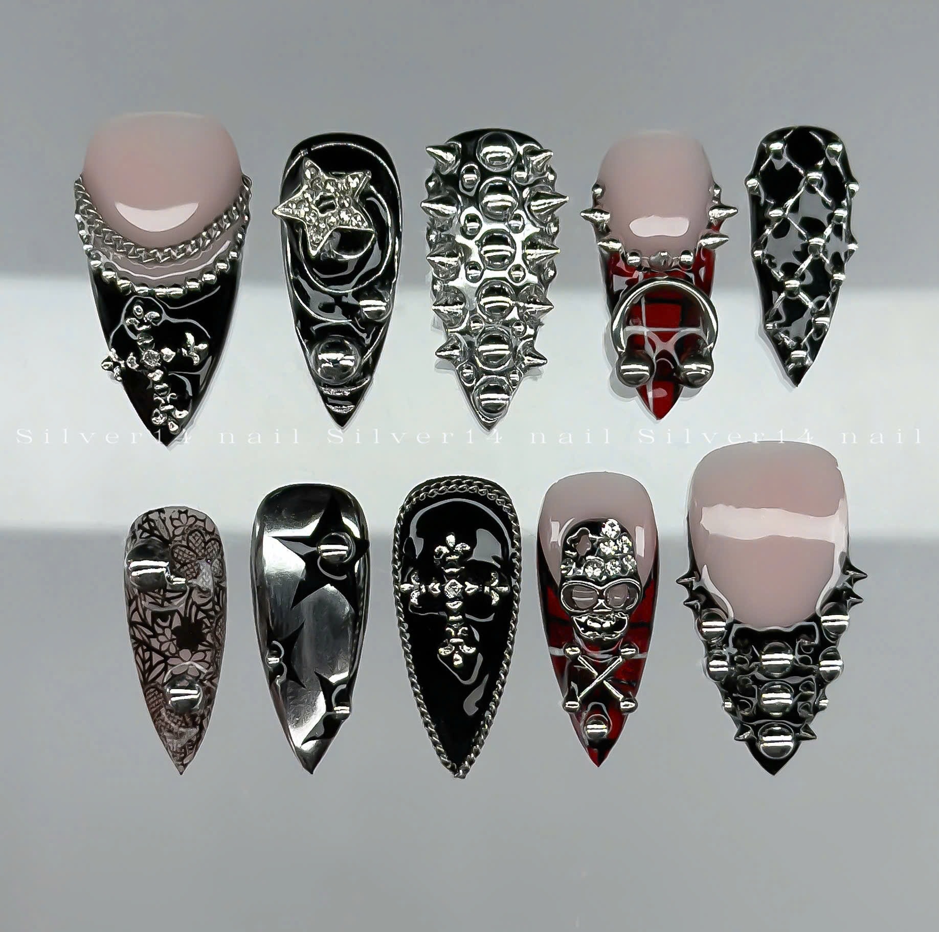 Noir Chain Luxe (151)